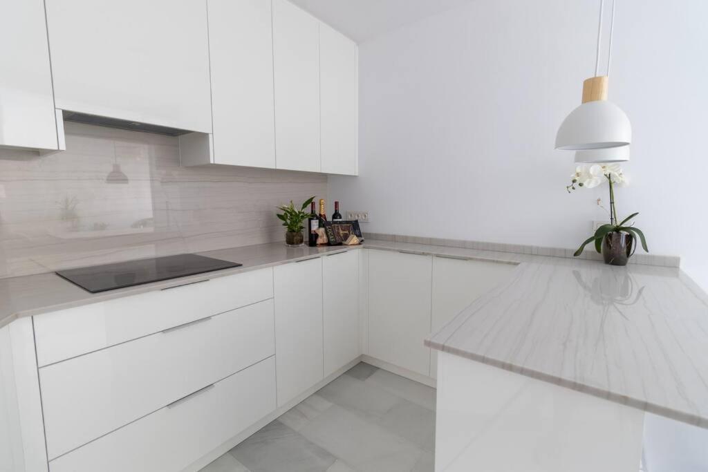 Polo Apartaments 5E Jacaranda Марбеля Екстериор снимка
